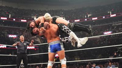 WWE RAW: Tag Team Action: Dominik Mysterio & JD McDonagh vs. Je’Von Evans & Joe Hendry