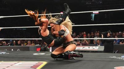 WWE RAW: Becky Lynch vs. Liv Morgan nimmt unerwartete Wendung