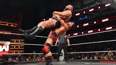 WWE RAW: Atemberaubende Fights in den Nummer 1 Contender’s Gauntlet Matches