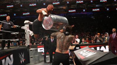 WWE RAW: Jey Uso tritt gegen Bron Breakker im Extreme Rules Match an