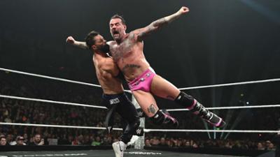 WWE RAW: Finn Bálor fordert World Heavyweight Champion CM Punk heraus