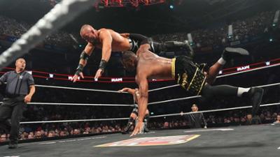 WWE RAW: Wer wird World Tag Team Champion?