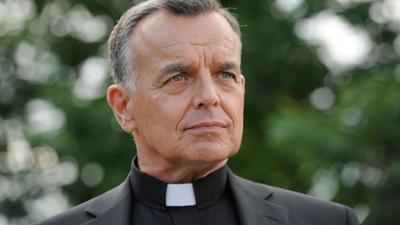 Psych: Der Teufel steckt im Detail ... und in jungen Frauen Psych: Der Teufel steckt im Detail ... und in jungen Frauen