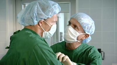 TRAMITZ and friends: Staffel 2 Folge 5 Der "spaßige" Chirurg