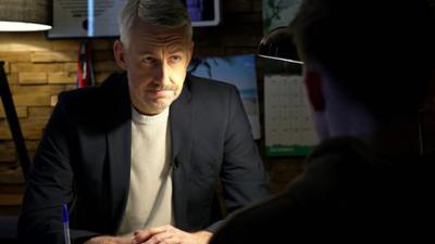 TV total: Staffel 22 Folge 14 Puffi auf Mondmission!