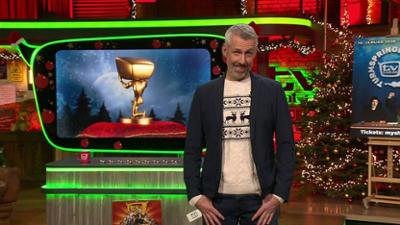 TV total: Staffel 21 Folge 43 Puffi allein zu Haus