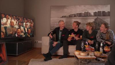 TV total: Staffel 21 Folge 20 Puffi sieht doppelt!