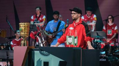 Wer stiehlt mir die Show?: Wer stiehlt Mark Forster die Show?