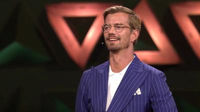 Wer stiehlt mir die Show?: Unnötig komplizierte Antworten & wilde Karaoke-Songs