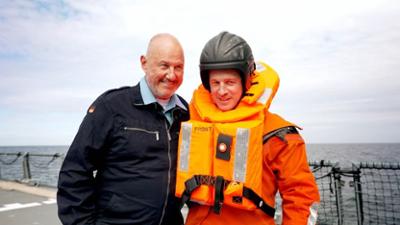 Rosin & Kumptner - Mission mittendrin!: Staffel 1 Folge 1 Militärschiff und Reeperbahn