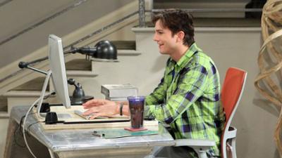 Two and a Half Men: Staffel 10 Folge 18 Neun Uhr vier von Pemberton