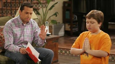 Two and a Half Men: Staffel 3 Folge 9 Ein Witz mit Urknall