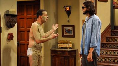 Two and a Half Men: Staffel 9 Folge 5 Riesenkatze mit Halsreif