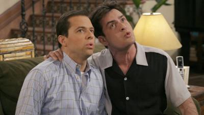 Two and a Half Men: Staffel 3 Folge 21 Unmusikalisch und arrogant