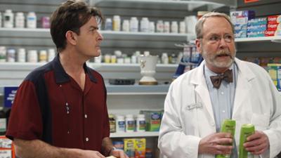 Two and a Half Men: Staffel 6 Folge 18 Der Schwellkopf meines Sohnes