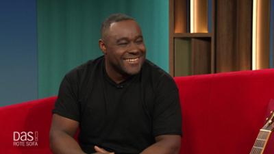 DAS! Rote Sofa: Koch, Gastronom und Musiker Nelson Müller auf dem Roten Sofa