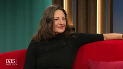 DAS! Rote Sofa: Schauspielerin Catrin Striebeck auf dem Roten Sofa