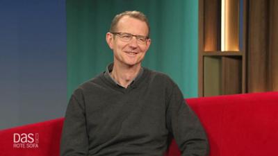 DAS! Rote Sofa: Professor für Astronomie Jochen Liske auf dem Roten Sofa