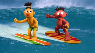 Ernie und Bert im Land der Träume: Ernie und Bert als Windsurfer