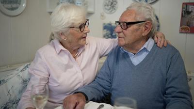 Jahrhundert-Liebe: Singen, tanzen, küssen - das Rezept einer langen Ehe