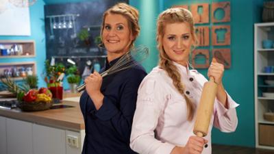 Kochen & Backen mit Julia & Marie: Essen aus der Kindheit (S01/E01)