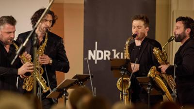 NDR Kultur - Das Konzert: Das SIGNUM saxophone quartet spielt in Bad Doberan