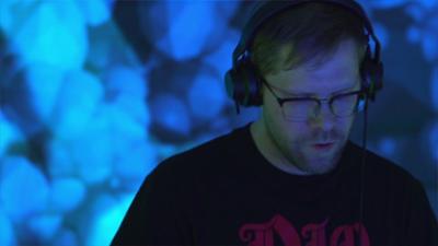 Chat with a DJ: Vincent Neumann