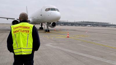 Die rbb Reporter: 100 Tage Flughafen-Feuerwehr am BER