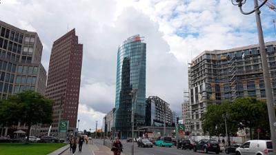Geheimnisvolle Orte: Berlin Potsdamer Platz – Höhenrausch und Abgründe Geheimnisvolle Orte: Berlin Potsdamer Platz – Höhenrausch und Abgründe