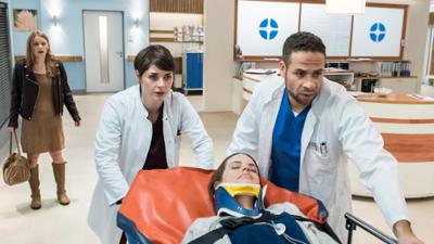 In aller Freundschaft - Die jungen Ärzte: Folge 51: Glauben und Hoffen (S02/E09)