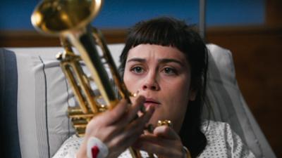 In aller Freundschaft - Die jungen Ärzte: Folge 388: Reifung (S10/E10)