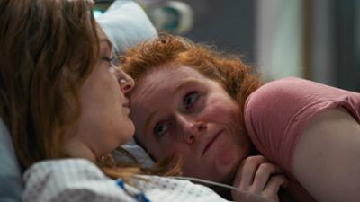 In aller Freundschaft - Die jungen Ärzte: Folge 411: Geschwisterbande (S10/E33)