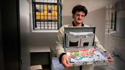 rbb24 Reportage: Fürs Schwarzfahren ins Gefängnis?