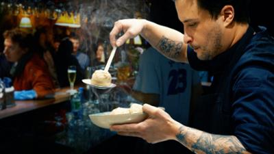 rbb24 Reportage: Kampf um jeden Gast - Gastro in der Krise