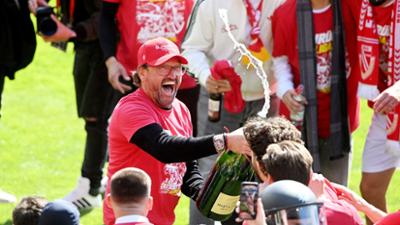 rbb24 spezial: FC Energie Cottbus steigt auf