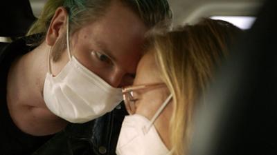 Wie die Liebe geht. 4 Paare. 8 Jahre.: Folge 4: Schicksal