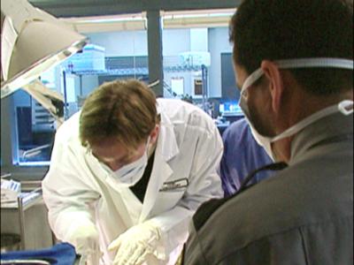 Autopsie - Mysteriöse Todesfälle: Staffel 14, Folge 6: E-mail für eine Leiche | Jede Minute zählt