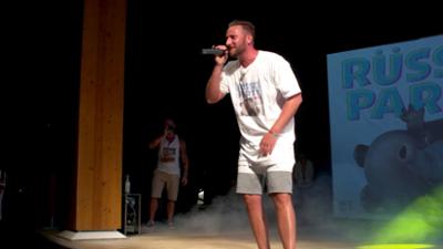 Bella Italia - Camping auf Deutsch: Staffel 1, Folge 10: Talentshow auf dem Campingplatz Bella Italia - Camping auf Deutsch: Staffel 1, Folge 10: Talentshow auf dem Campingplatz