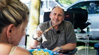 Bella Italia - Camping auf Deutsch: Folge 3: Neue Herausforderungen: Kinsey und Yumna im ersten gemeinsamen Campingurlaub