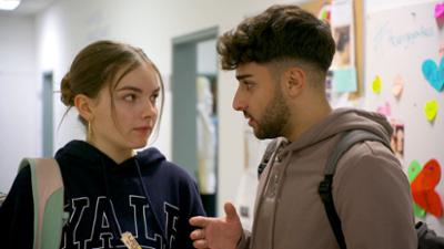 Berlin - Tag & Nacht: Folge 3619: Ein Opa sieht rot