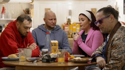 Berlin - Tag & Nacht: Folge 3672: Dicke Köpfe