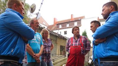 Der Trödeltrupp: Staffel 20, Folge 26: Sükrü, Mauro und Otto bei Wilfried