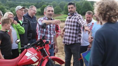 Der Trödeltrupp: Staffel 20, Folge 58: Mauro, Sükrü und Otto bei Claus