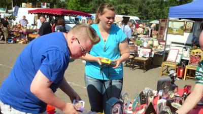 Der Trödeltrupp: Staffel 13, Folge 51: Sükrü bei Daniela und Horst