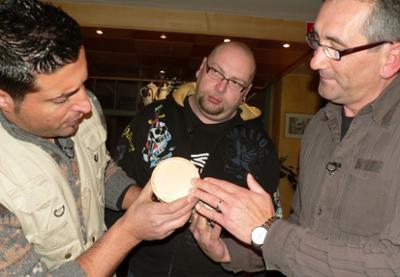 Der Trödeltrupp: Staffel 6, Folge 14: Sükrü bei Holger