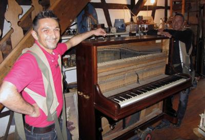 Der Trödeltrupp: Staffel 10, Folge 18: Mauro bei Marina und Michaela