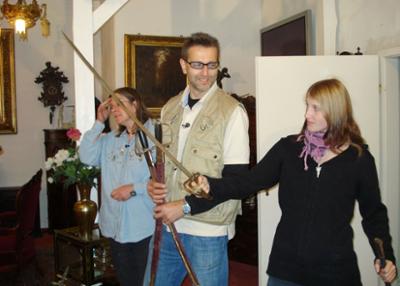 Der Trödeltrupp: Für unseren Papa packen wir alle mit an! - Teil 2 | Wir wohnen lieber in einem leeren Haus als unter