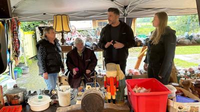 Der Trödeltrupp: Staffel 18, Folge 2: Sükrü bei Sandra, Cilli und Waltraud