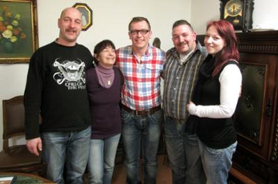 Der Trödeltrupp: Staffel 12, Folge 4: Otto bei Carmen