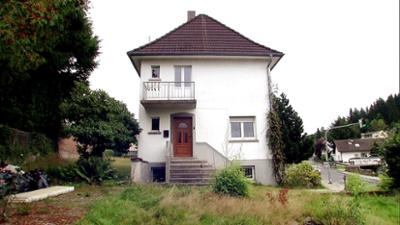 Die Schnäppchenhäuser: Folge 33: Überlebenskünstler im Schnäppchenhaus Die Schnäppchenhäuser: Folge 33: Überlebenskünstler im Schnäppchenhaus